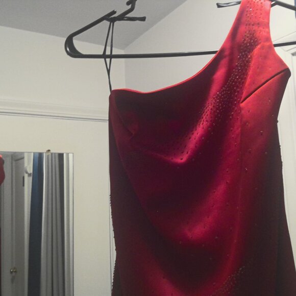 Red Dress - Rampage Semi-Formal - Picture 4 of 14